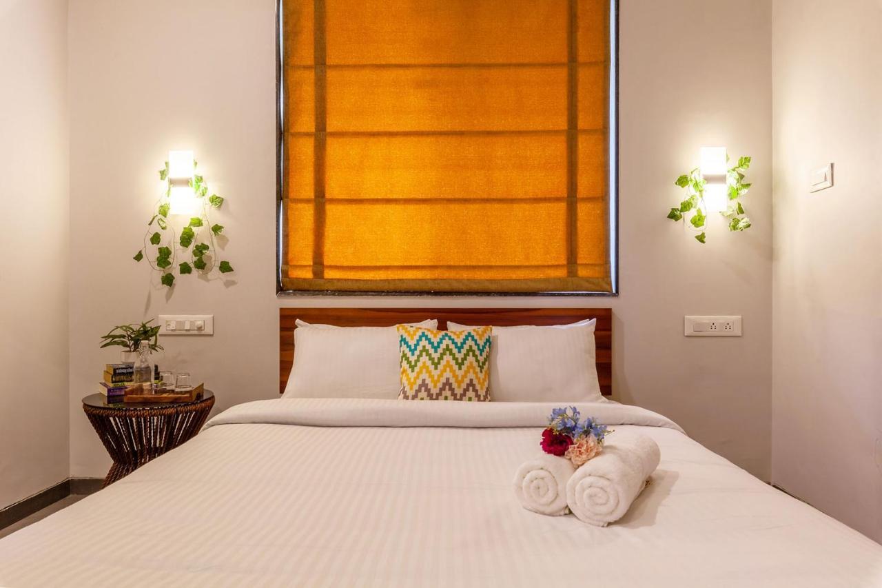 Stayvista'S Eva Villa - Lakeside Luxury With Modern Decor, Pool & Expansive Lawn - Near Sula Nashik Exterior photo